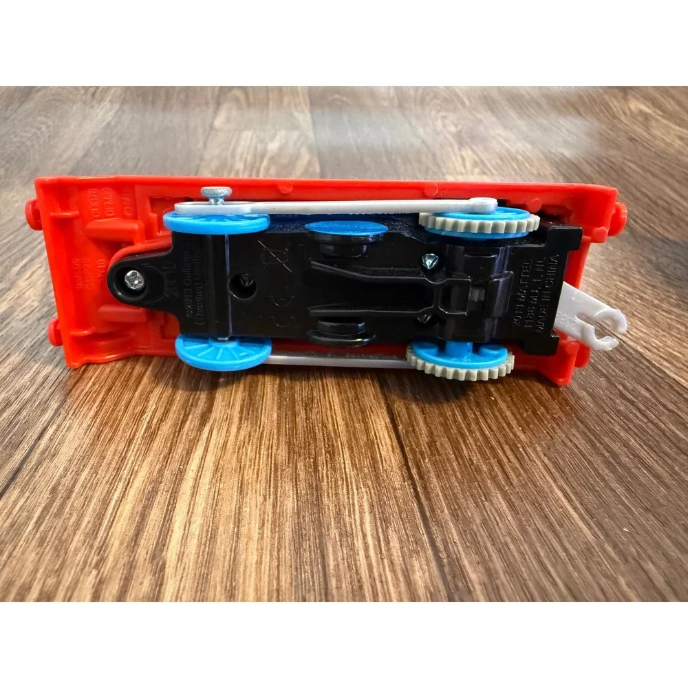 Mattel Thomas the Tank Engine Motorized TrackMaster Train Annie Clarabel 2013
